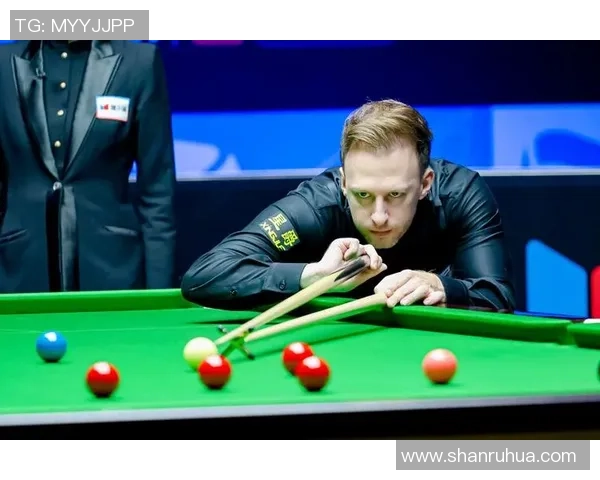 特鲁姆普与威尔逊激战正酣比分悬念迭起引发观众热议