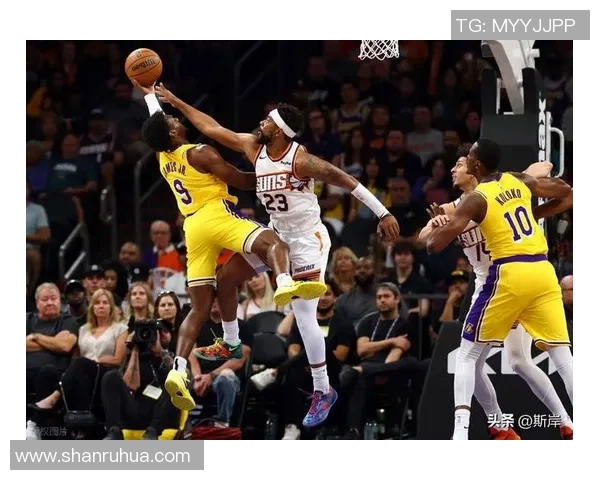 十月三日湖人与热火的激烈对决谁能在NBA赛场上笑到最后 十月三日湖人与热火的激烈对决谁能在NBA赛场上笑到最后